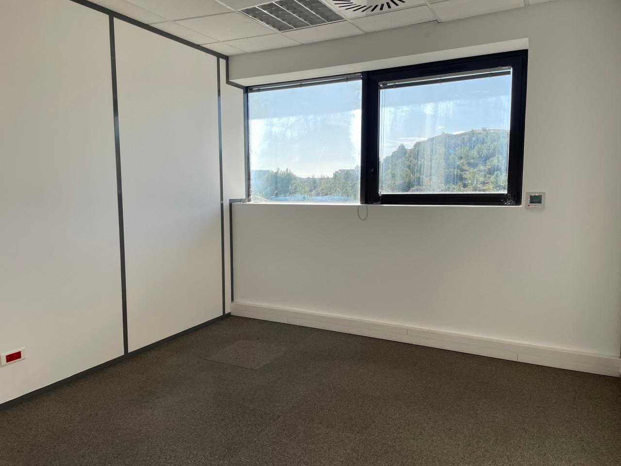 Bureau Aix-en-Provence 526m² Location bureau Aix-en-Provence Bouches-du-Rhône OLBUR2114931 6